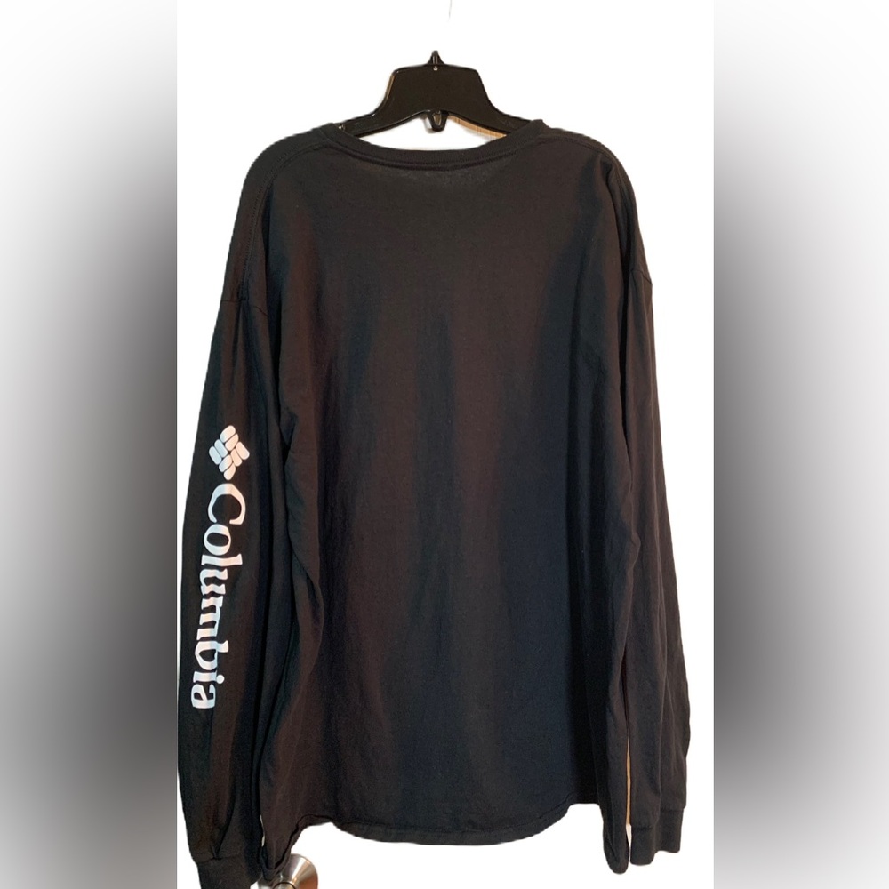 Columbia Sportswear Men's Sandy CSC Long Sleeve Tee. 2nd pic is true black color